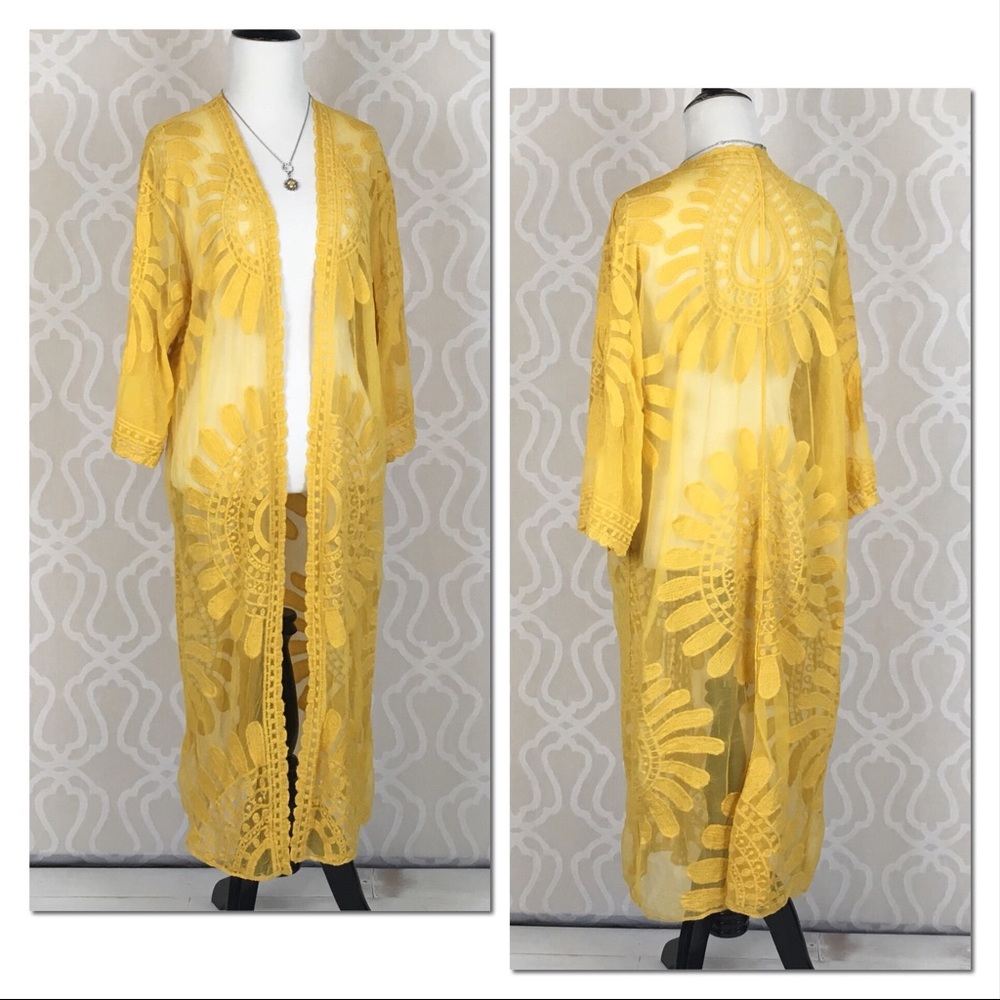 Suzanna Boho Lace and Embroidery Kimono - Picture 4 of 8